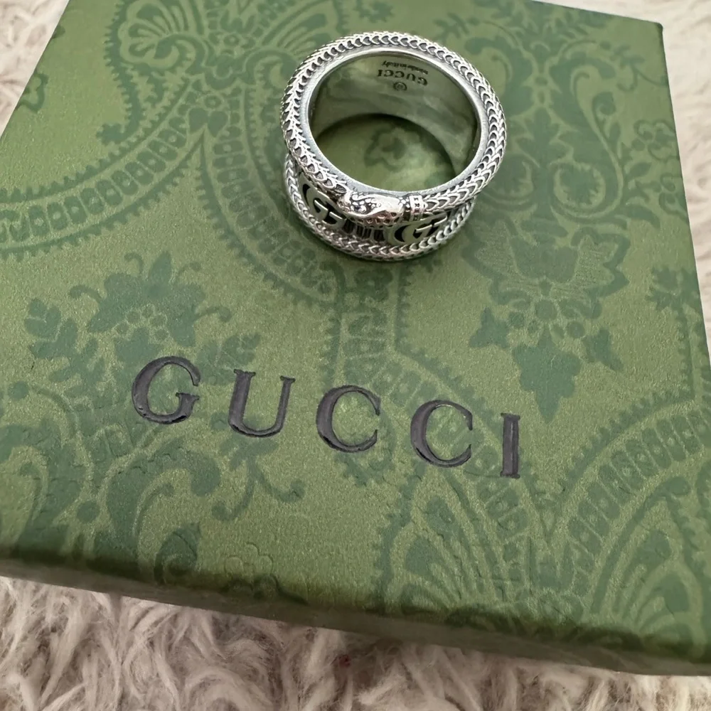 Gucci Silver Ring size 6 - Picture 7 of 9